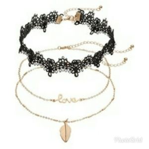 Necklaces, lace choker